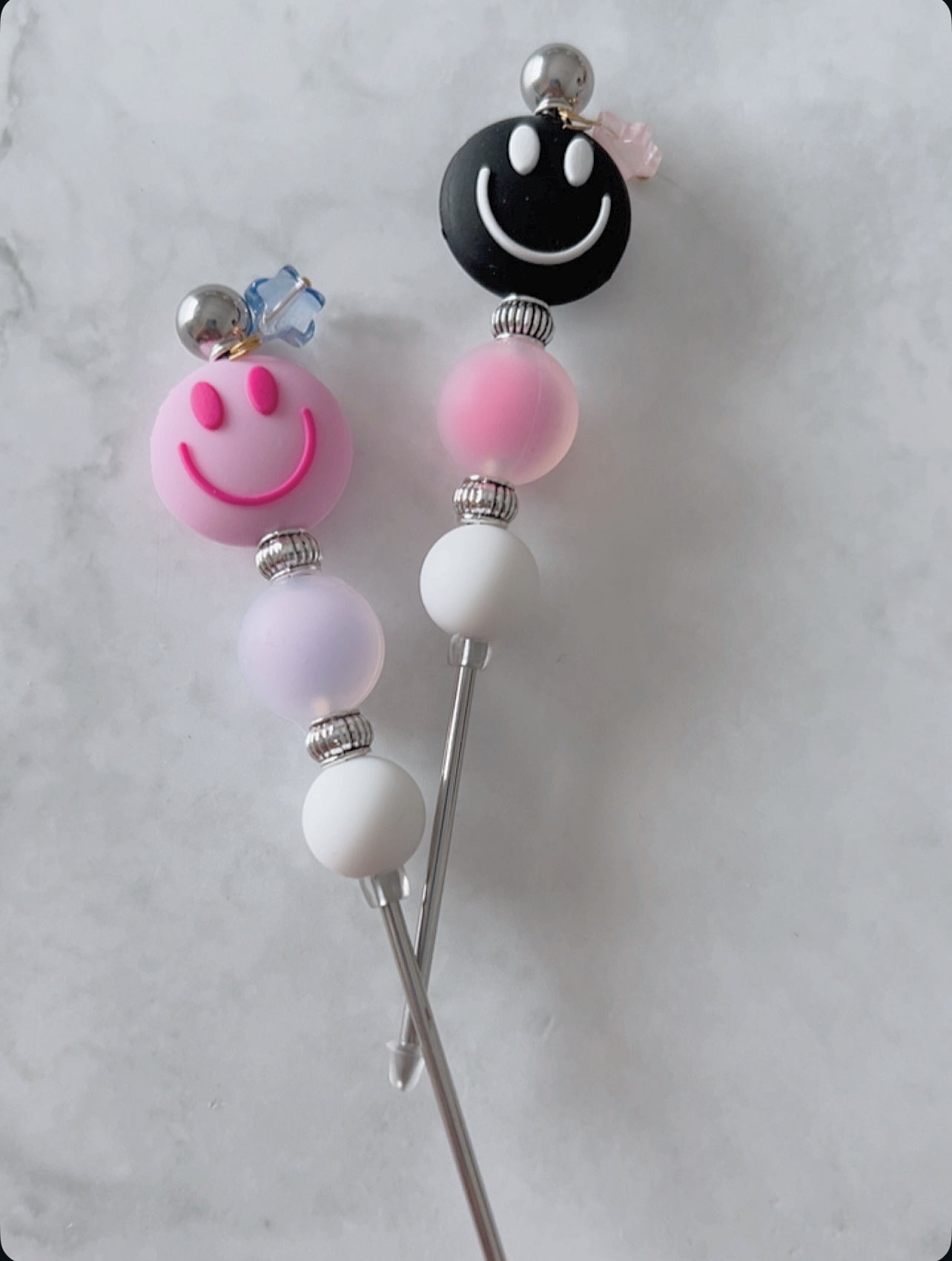 Scribe SMILEY- l'outil tendance pour un glaçage royal parfait