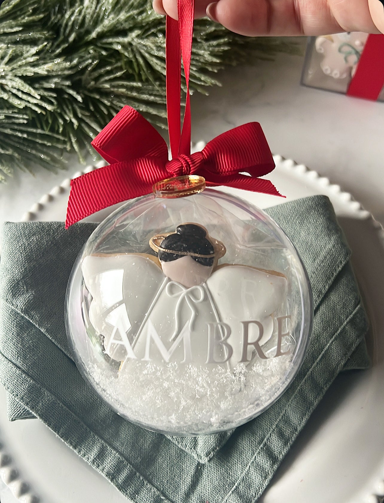 Cadeau remerciement fin d'année: Boule de Noël "Ange Céleste" et "Bonhomme pain d'épices"